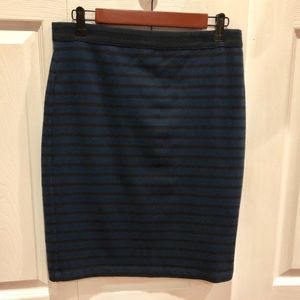 LOU & GREY brand navy & black striped skirt